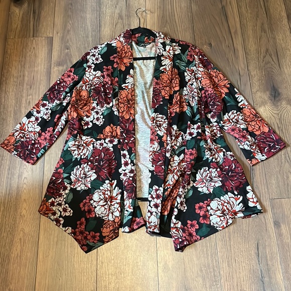 Slinky Brand 34 Length Sleeve Floral 
